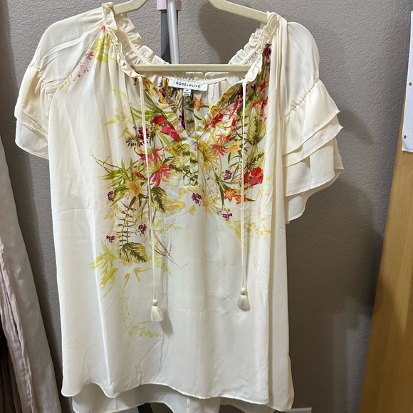 Rose & Olive Tops - Rose & Olive Cream Ruffled Tie Front Blouse